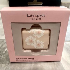 Kate Spade ♠️ dual wall charger